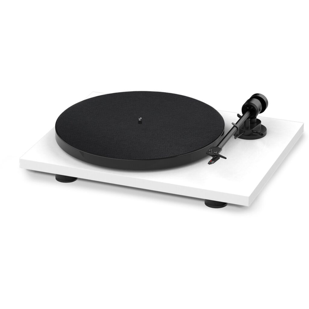 Най-добрите грамофони: кой модел да изберете 13 Грамофон Pro-Ject E1