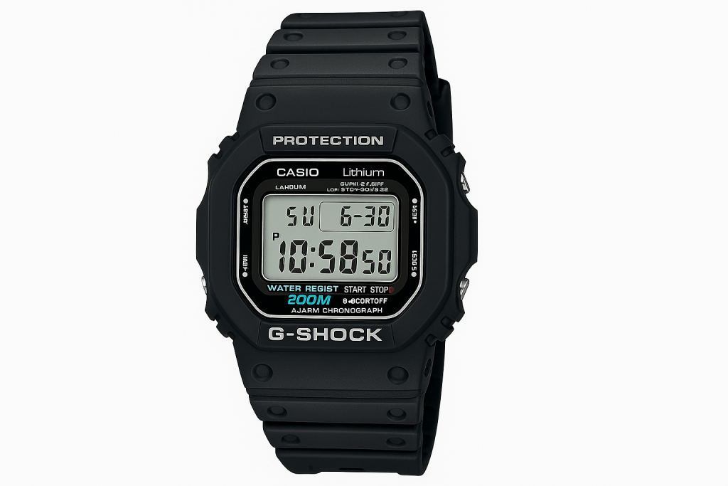 Защо G-Shock Остава Ненадминат? История и модели 1 Casio G-Shock DW-5000C с правоъгълен дисплей и водоустойчивост до 200 метра, представен на бял фон