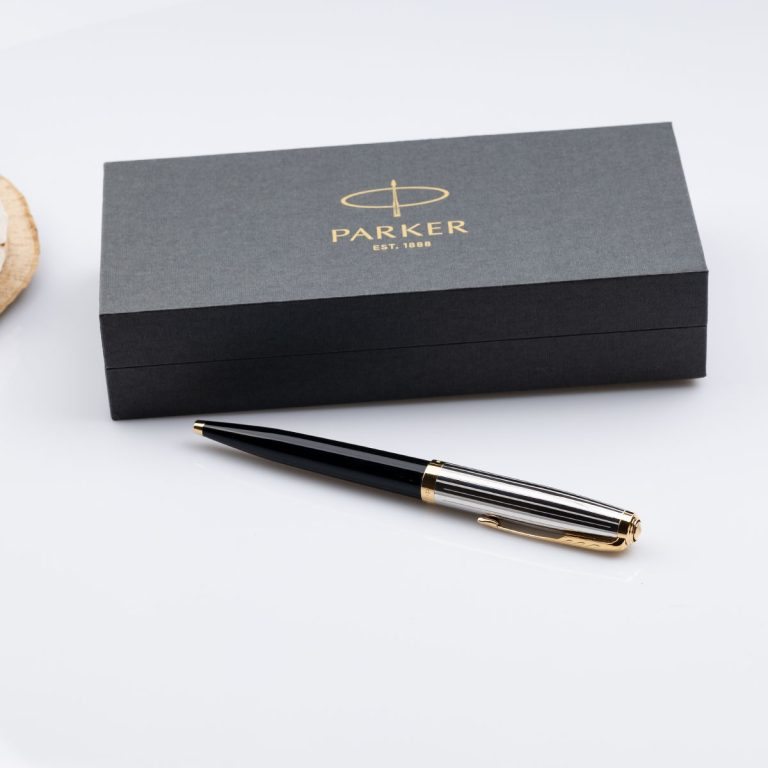 Луксозна химикалка с позлатени детайли Parker Royal 51 Premium