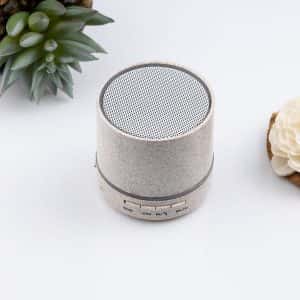 Преносима Bluetooth колонка от пшеничнa сламa