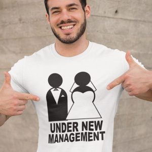 Тениска с щампа Under New Management