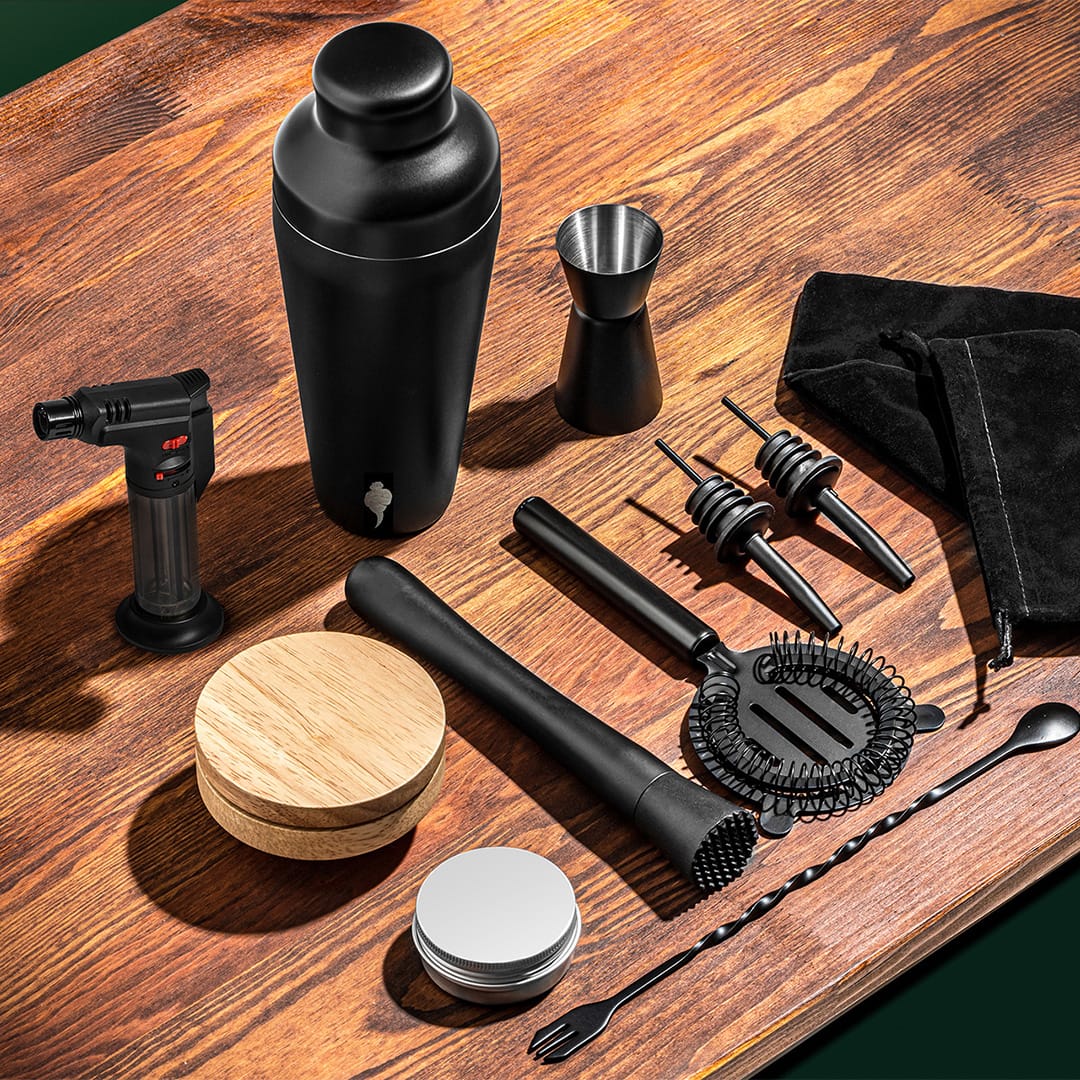 Луксозен Сет за Уиски и Коктейли