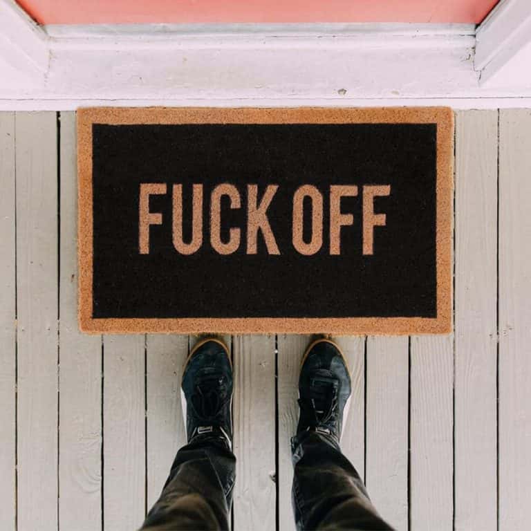 Изтривалка за Входна Врата – Fuck Off