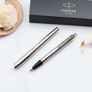 Луксозен позлатен комплект химикалка и ролер Parker – IM
