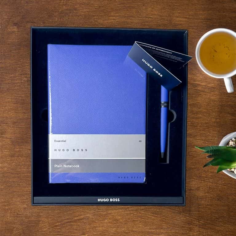 Комплект бележник B5 и химикалка Hugo Boss