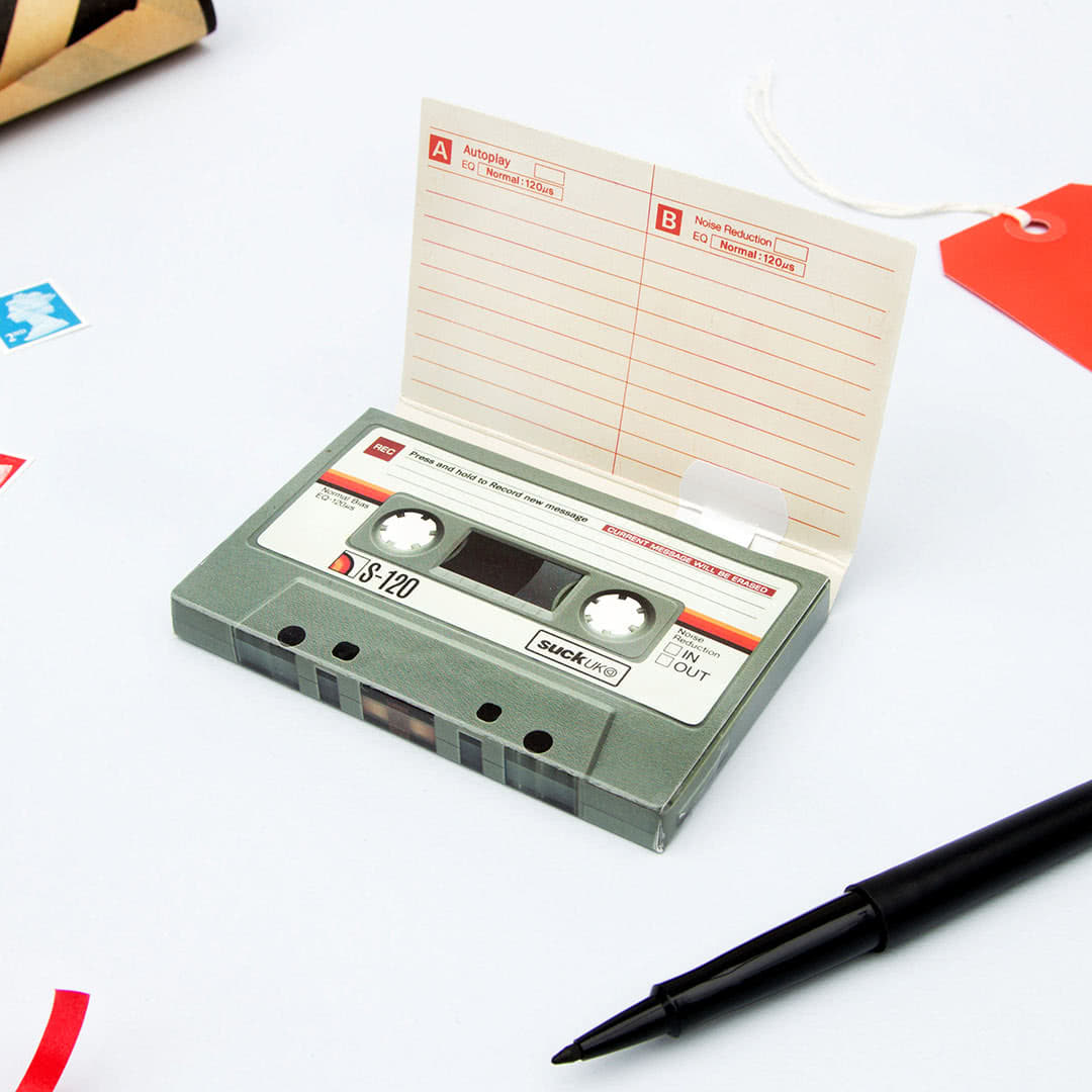 Поздравителна Картичка – Музикална Касетка