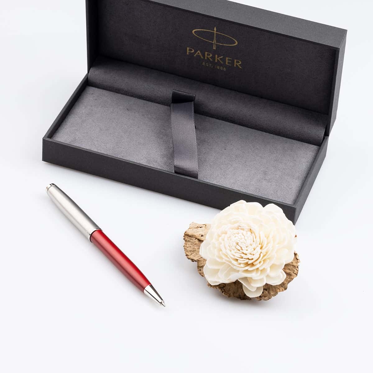 Луксозна химикалка Parker Sonnet Essential