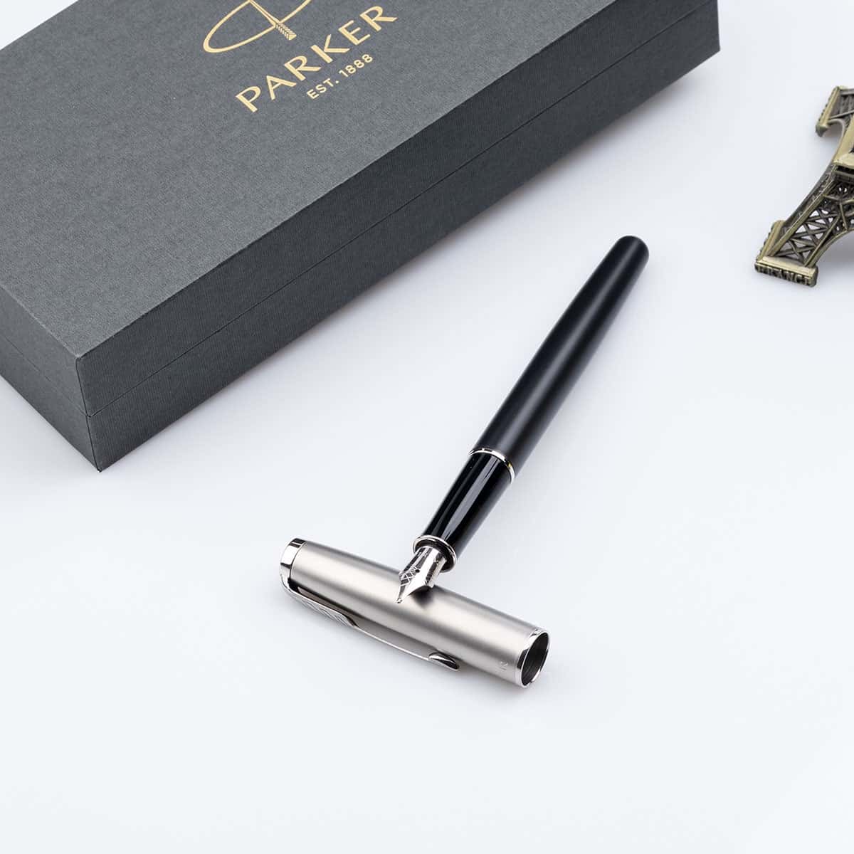 Луксозна писалка Parker Sonnet Essential