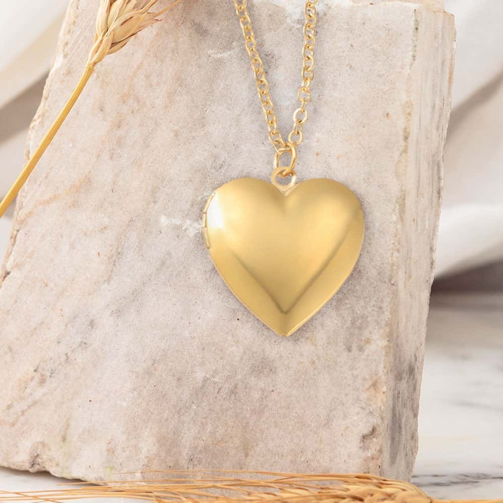 Колие с 2 снимки – Златно сърце