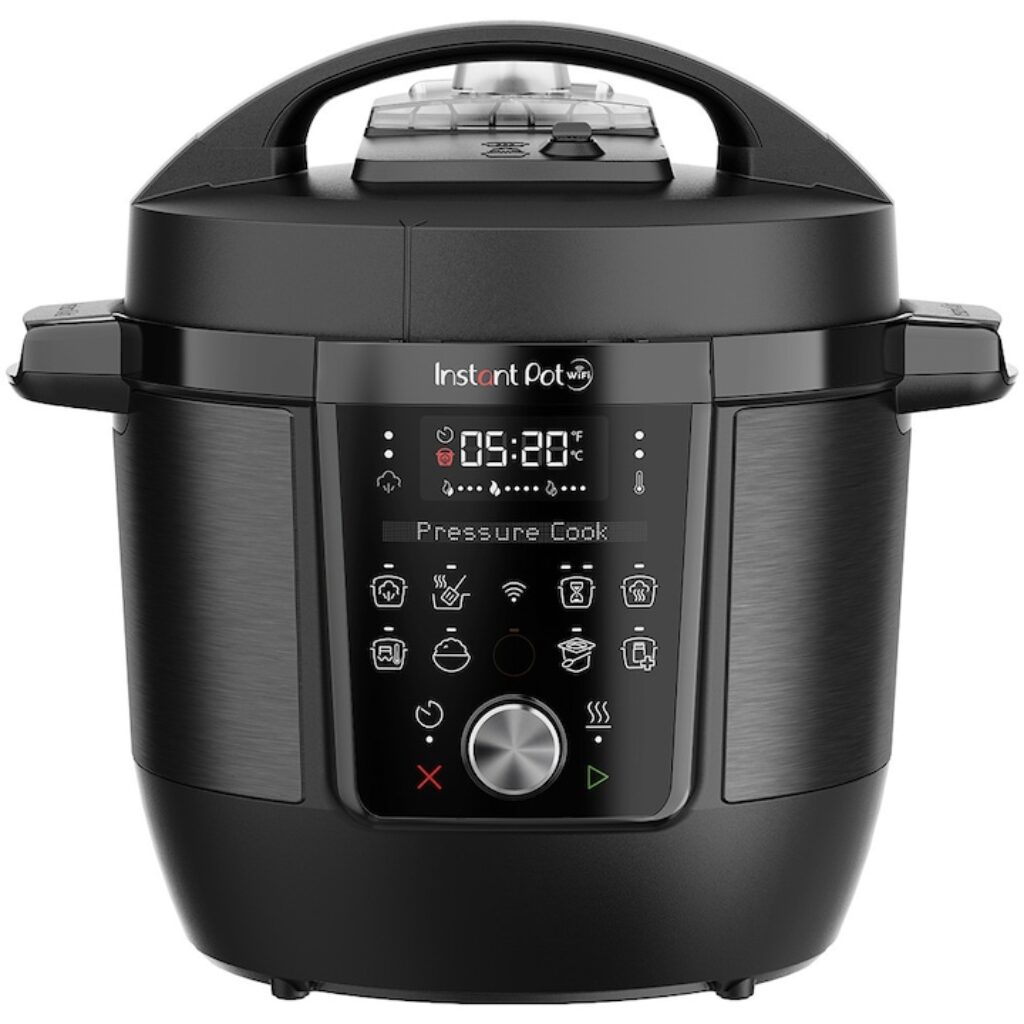 Instant Pot: кой модел да изберете и защо най-скъпият има 11 програми, а по-евтиният 28 5 Мултикукър Instant Pot Plus Wi-FI с приложение Instant Connect 112-2001-01-EU, 5.7л, 9 функции за готвене, Вътрешен съд от неръждаема стомана с дръжки EasyGrip, Черен