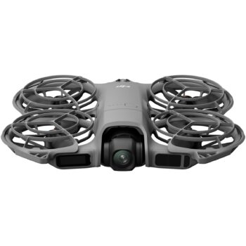 DJI Neo 2 със сиви предпазители около четирите витла, погледнат отпред към камерата