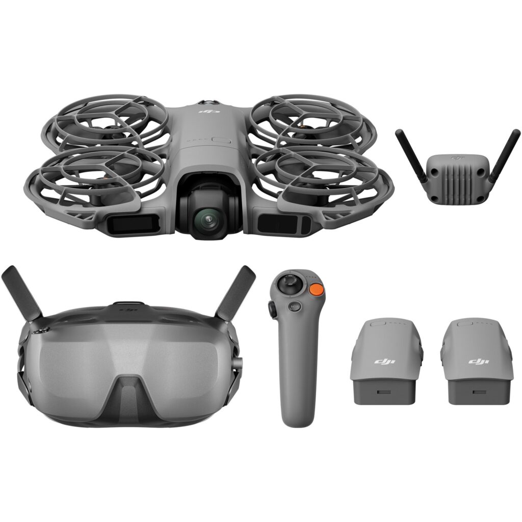 Комплектът DJI Neo 2 Motion Fly More: дрон, очила, ръчно дистанционно, предавател и две батерии